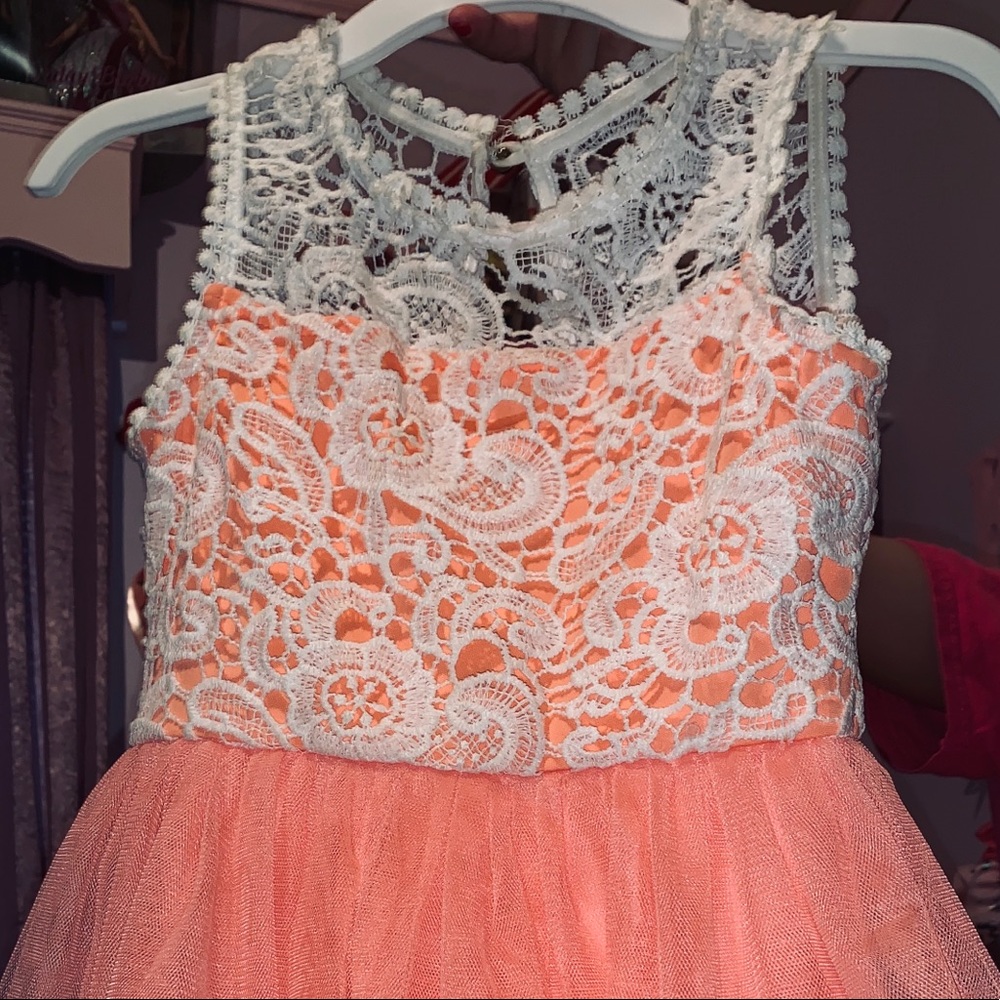 Little girls dress White and coral